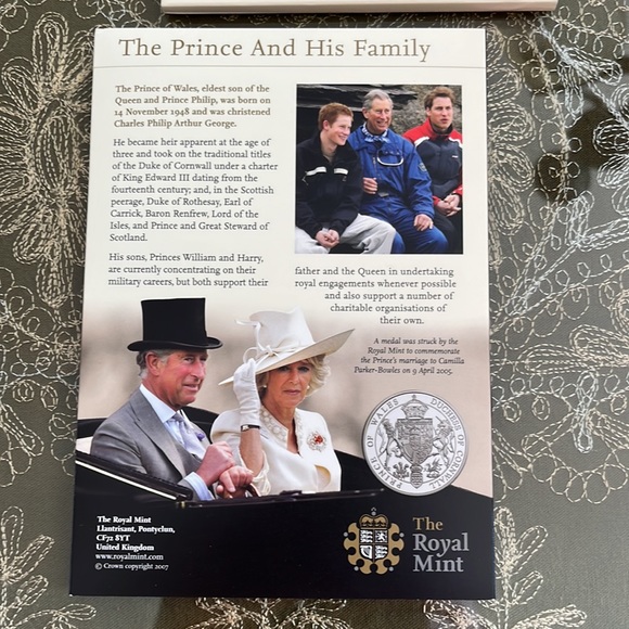 commemorative Crown for The Prince of Wales 60th Birthday. - Picture 5 of 9